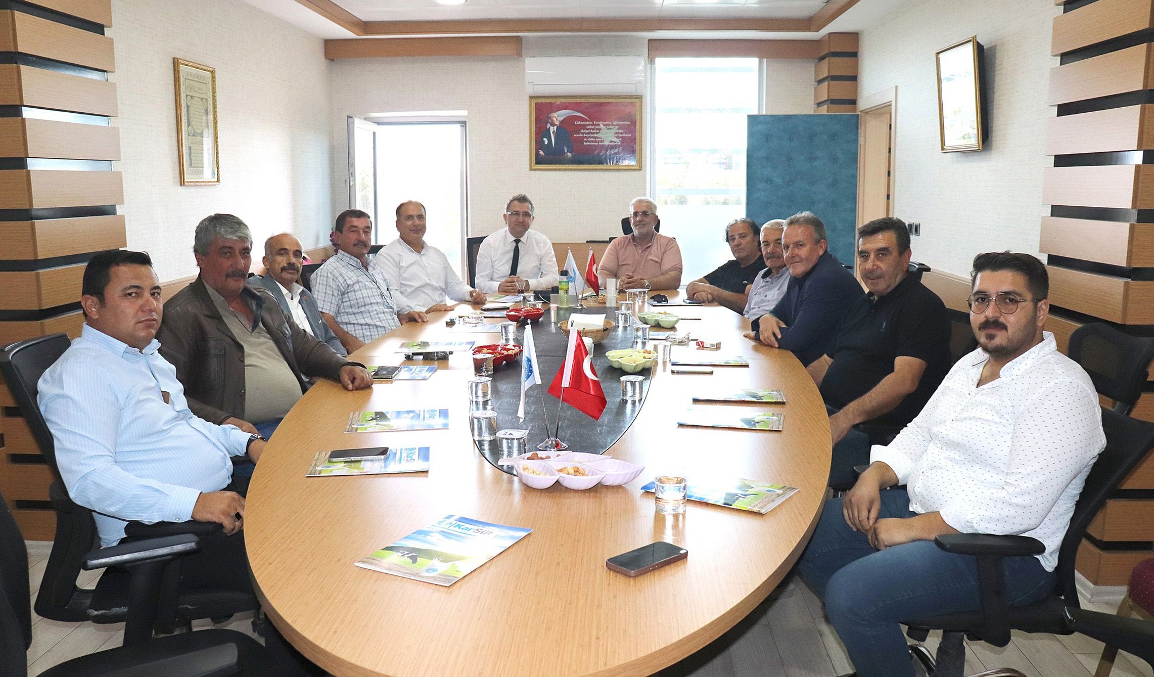 Konya bölgesinde faaliyet gösteren Süt Üreticileri Birliği başkanlarından birliğimizi ziyaret